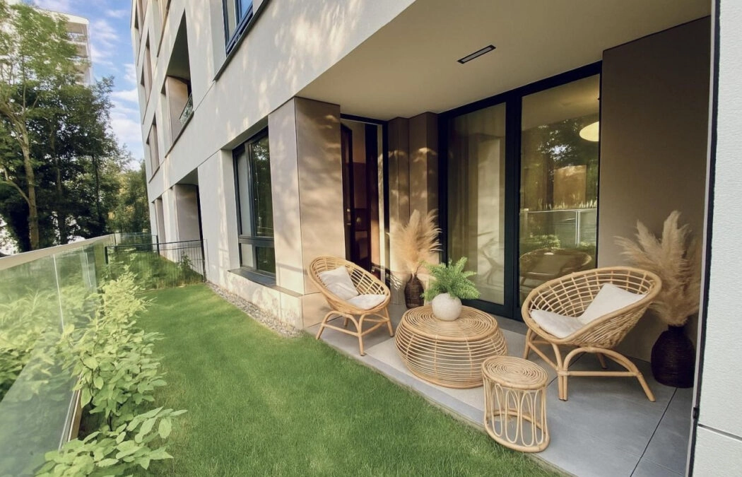 Leśna Sonata-Stylowy, Nowy Apartament z Ogródkiem!