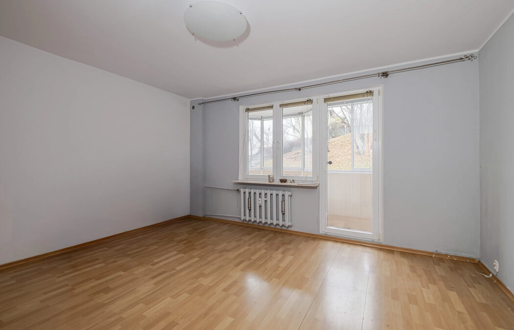 3 pokoje z dużą loggią! Blisko pełnej komunikacji