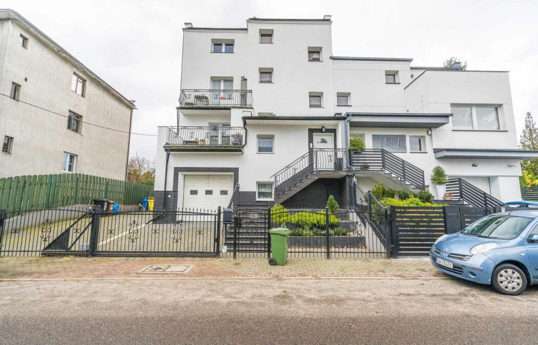 NOWA OFERTA! Bliźniak w Orłowie, 4 mieszkania