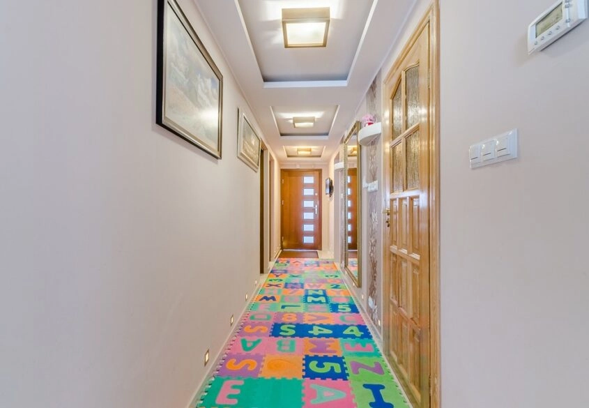 Dom z kilkoma lokalami - zamieszkaj i zarabiaj!