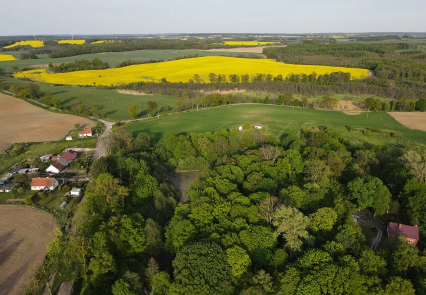 Świetna działka inwestycyjna przy kanale Elbląskim