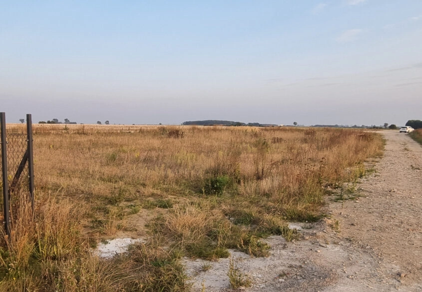 Działki oddalone zaledwie 1,9 km do plaży
