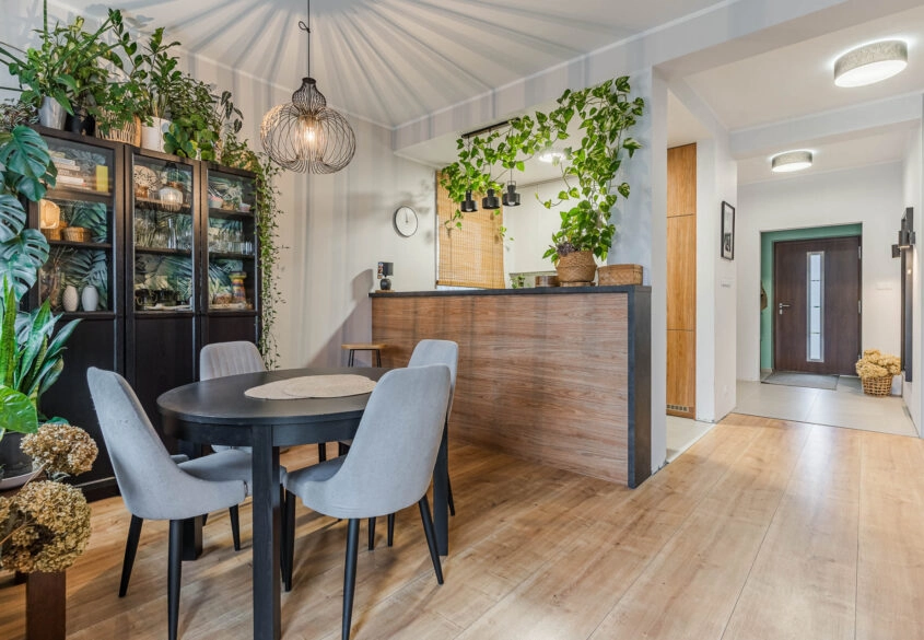 Wygodny dom w otoczeniu lasu