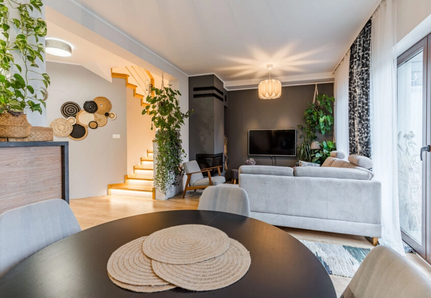 Wygodny dom w otoczeniu lasu