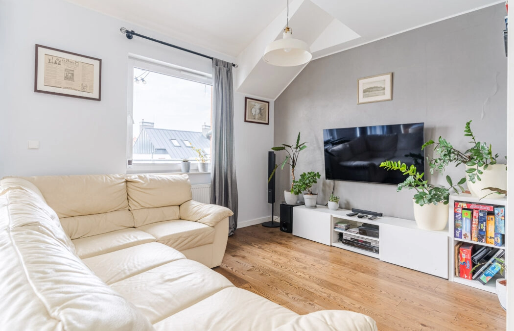 Dwupoziomowe mieszkanie w nowoczesnym stylu