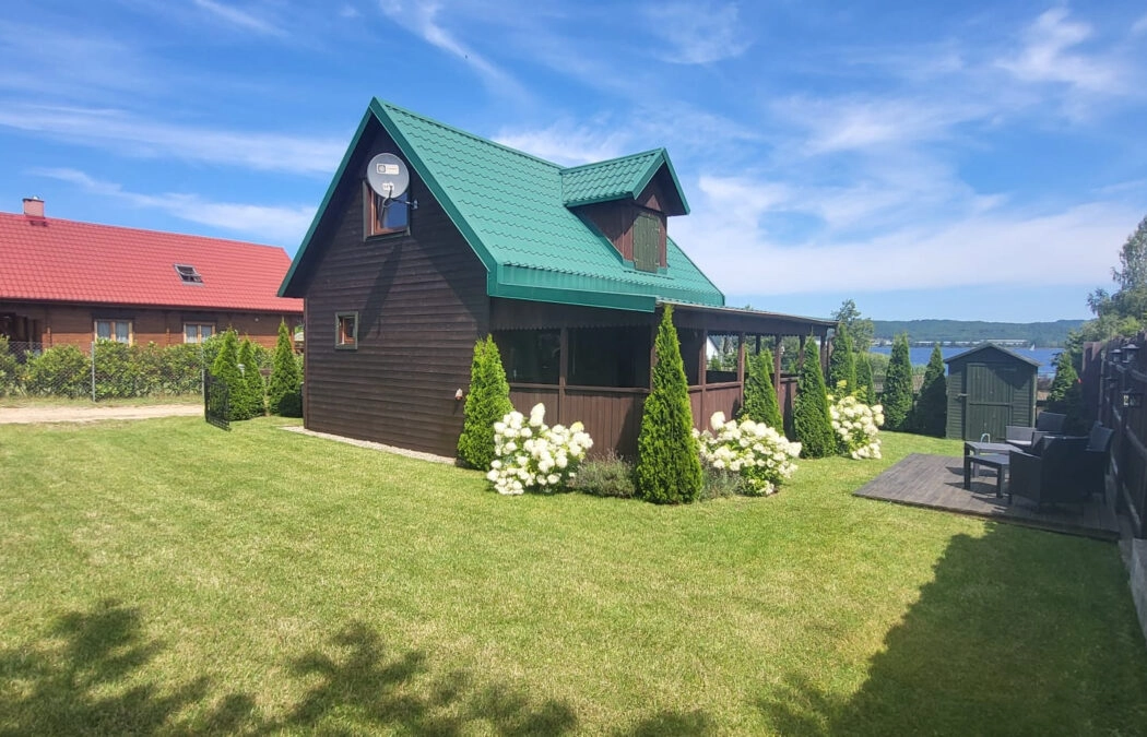 Domek nad jeziorem - szybkie wydanie