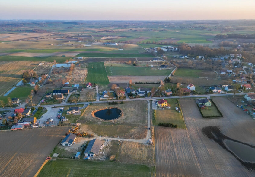 Działka budowlana uzbrojona!!!  1000 m2 k. Trąbek