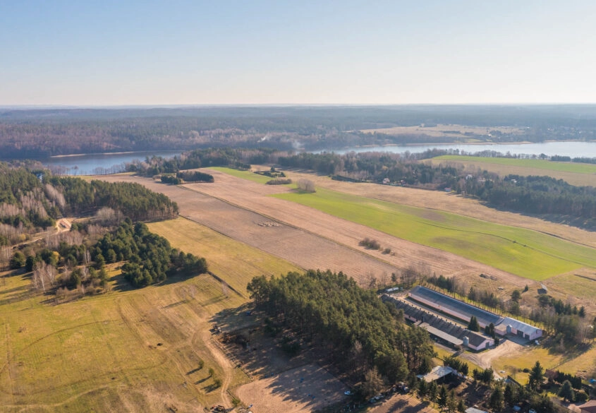 Twój własny kawałek natury nad jeziorem Szeląg