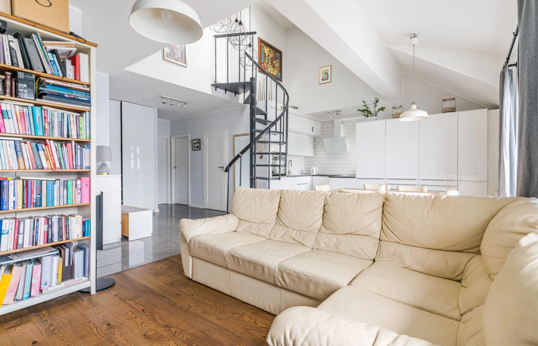 Dwupoziomowe mieszkanie w nowoczesnym stylu