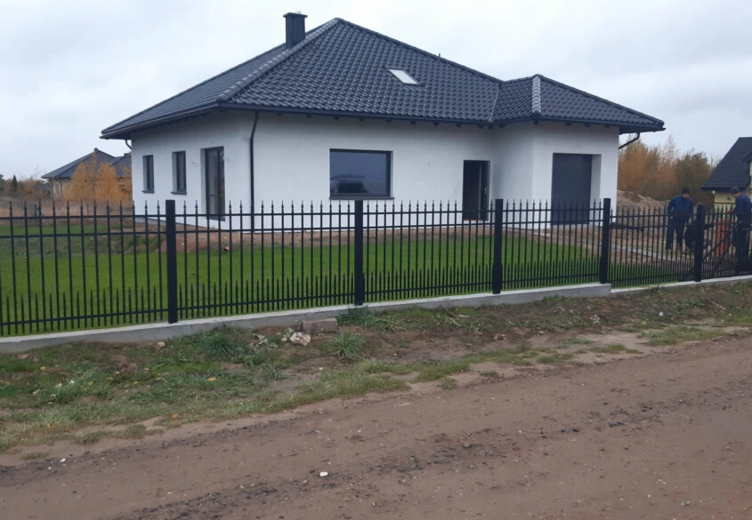 Dom wolnostojący parterowy 225m2, ogród 939m2