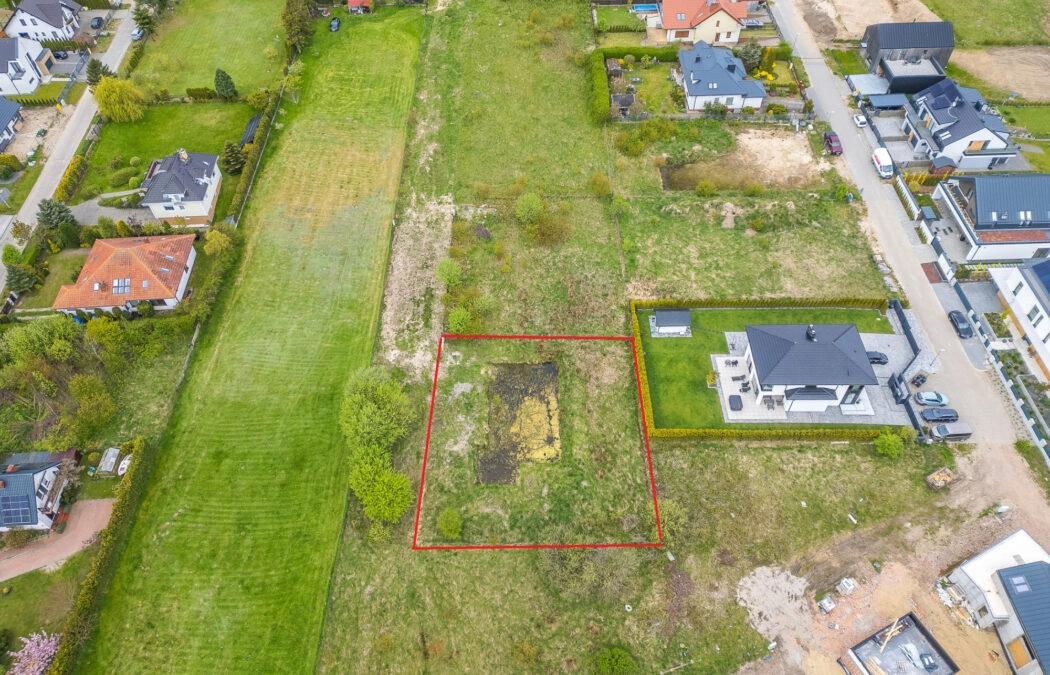 Unikalna działka, 500 metrów od plaży!