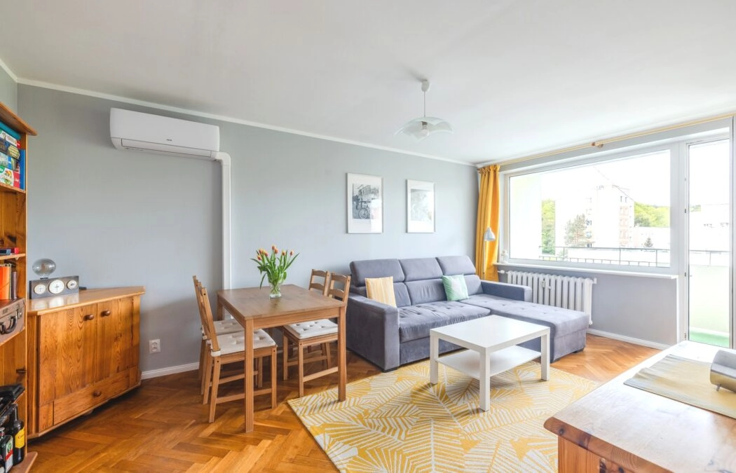 2 Pokoje z Klimatyzacją, Windą i Widokiem na Las!