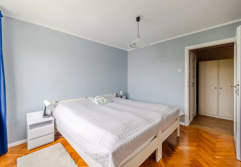 2 Pokoje z Klimatyzacją, Windą i Widokiem na Las!