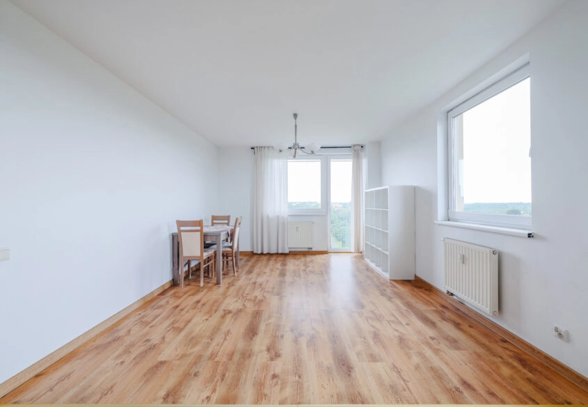 3pok. z pięknym widokiem i halą garażową