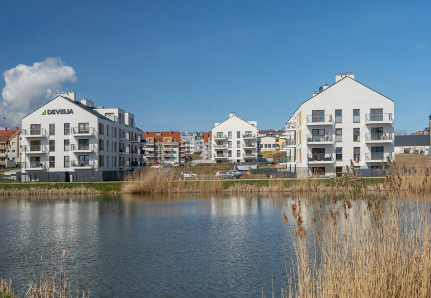 3-pokojowe mieszkanie z balkonem i komórką lokator