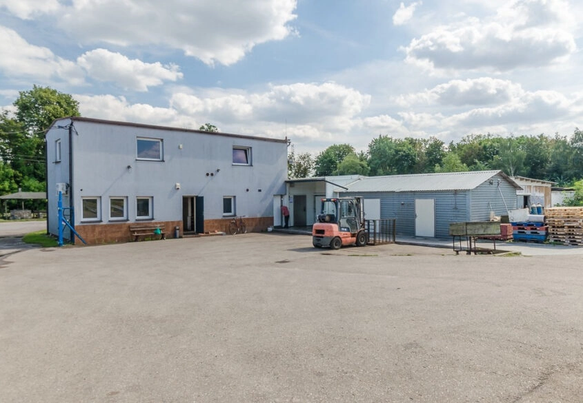 PRZEMYSŁOWA | PŁYTY JUMBO | STAW