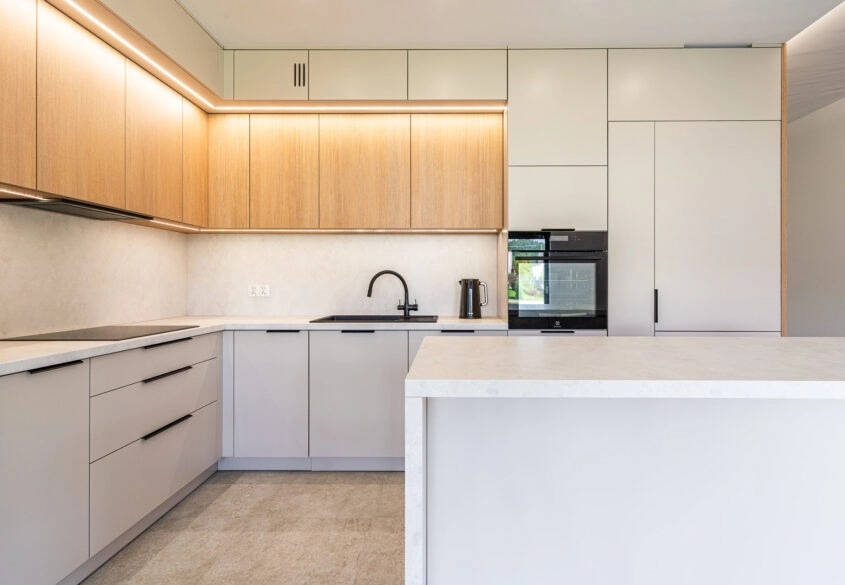 Duży ogród i garaż! Wysoki standard! Od zaraz!