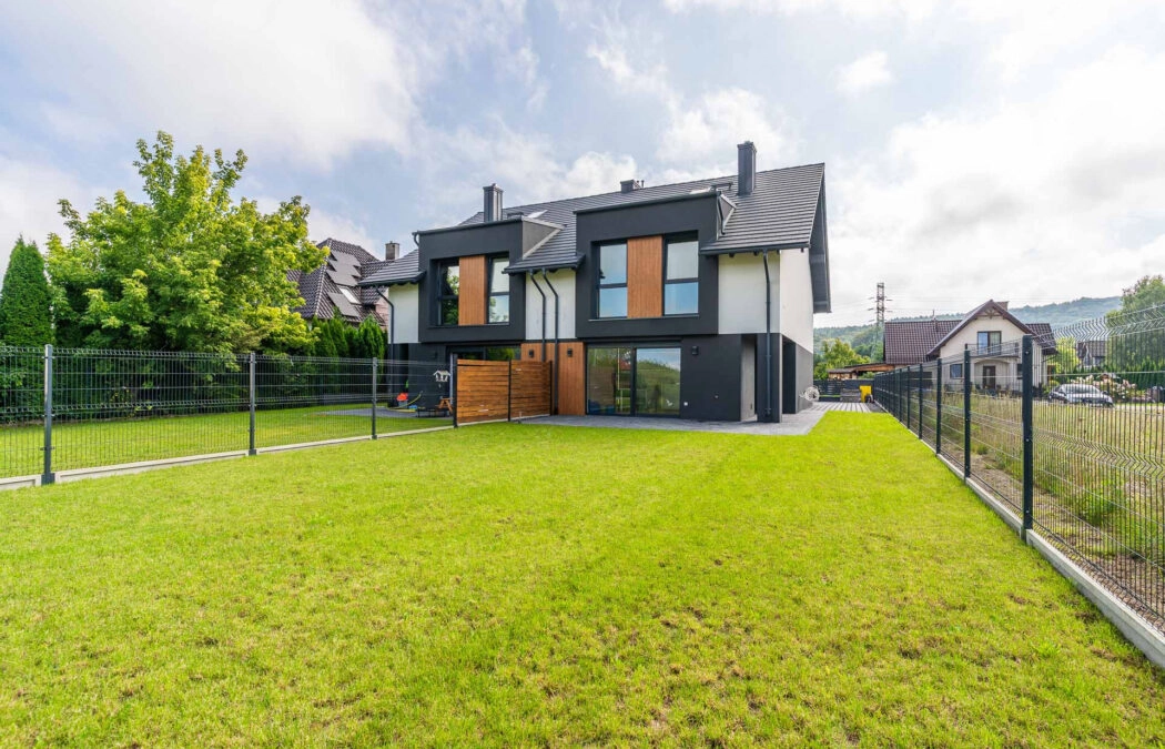 Duży ogród i garaż! Wysoki standard! Od zaraz!