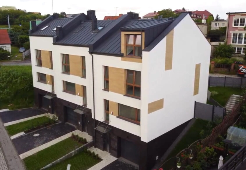 Segment środkowy 5 pokoi, ogródek, garaż