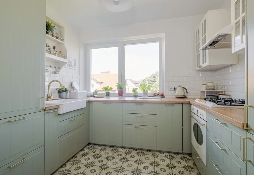 Świetna lokalizacja, 2 mieszkania lub pod usługi