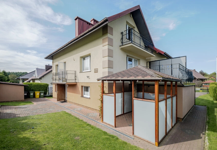 Sprzedam pensjonat - inwestycja