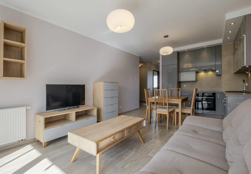 Przestronne 3pok. z dużym balkonem, od południa