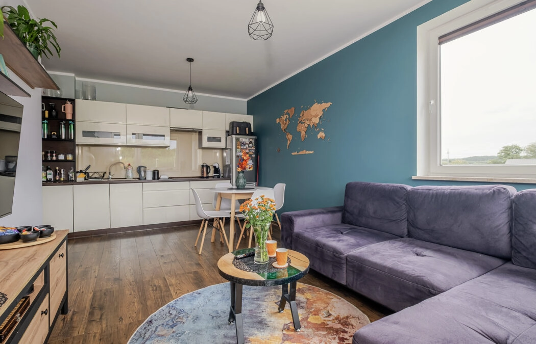 3 pokoje z dużym balkonem od południa