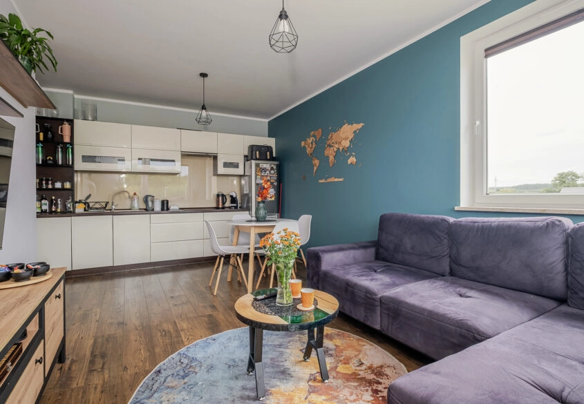 3 pokoje z dużym balkonem od południa