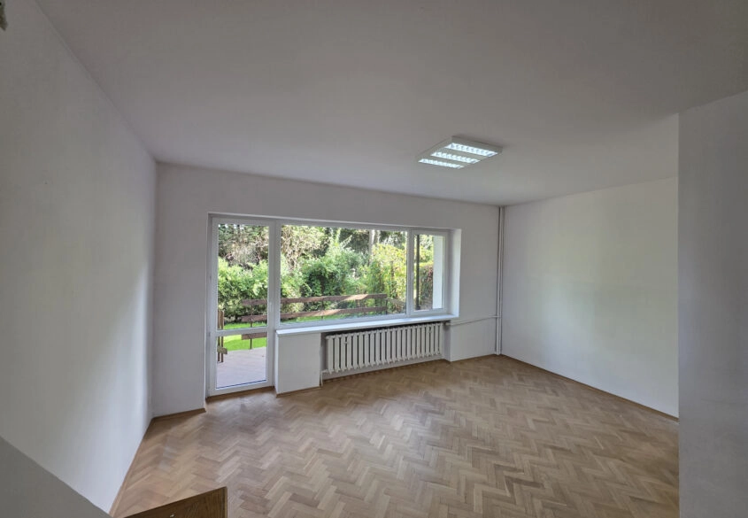 Dom z ogrodem i dużym garażem w cichej okolicy!