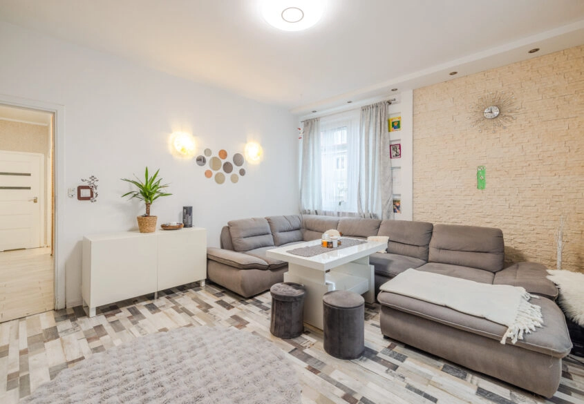 2 pokoje blisko plaży i centrum | Nowy Port