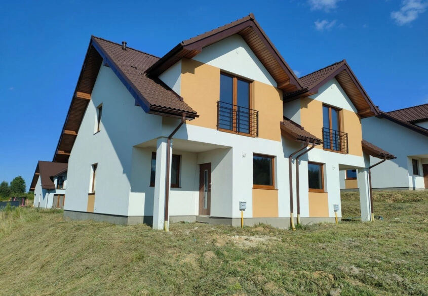 Komfortowy bliźniak nad jeziorem!