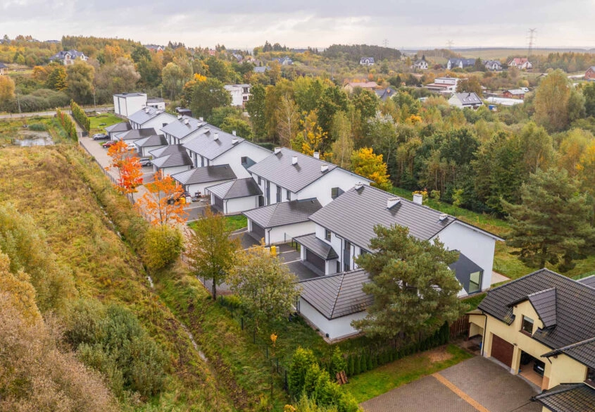 Nowoczesny dom premium z prywatną aleją dębową