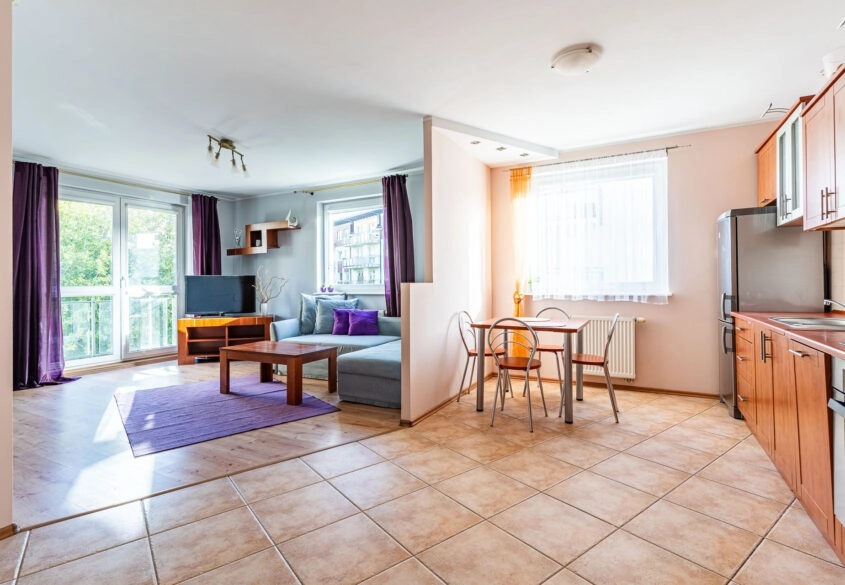 Open space | Duża piwnica | Msc post. | Wyposażone