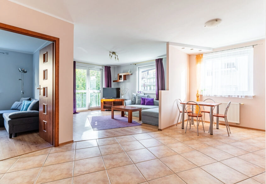 Open space | Duża piwnica | Msc post. | Wyposażone