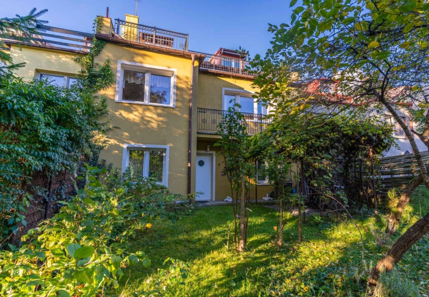 Wygodny dom z ogrodem!