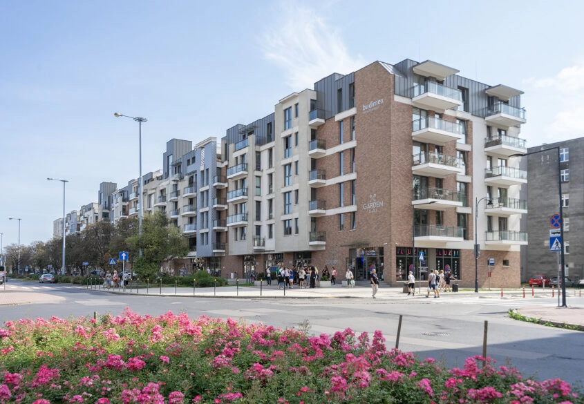 Kwalerka w Garden Gate, Długie Ogrody 18