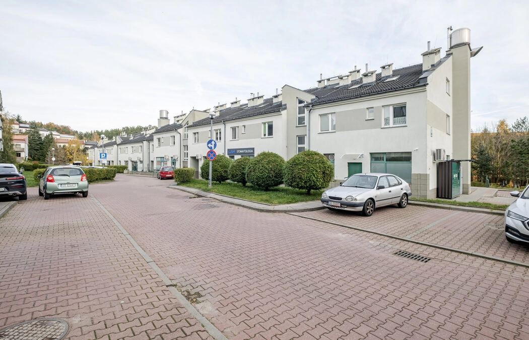 Niedźwiednik- dla rodziny! Dwa poziomy! Hala garaż