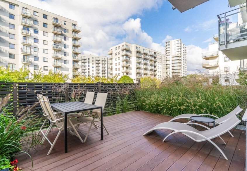 2 pokoje+ ORGÓREK+TARAS + MIEJSCE W HALI