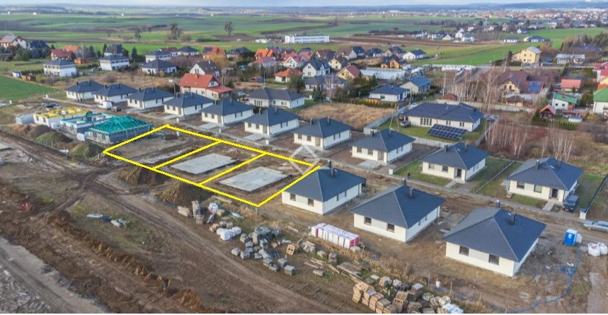 Działka z pozwoleniem na budowę 3 domów
