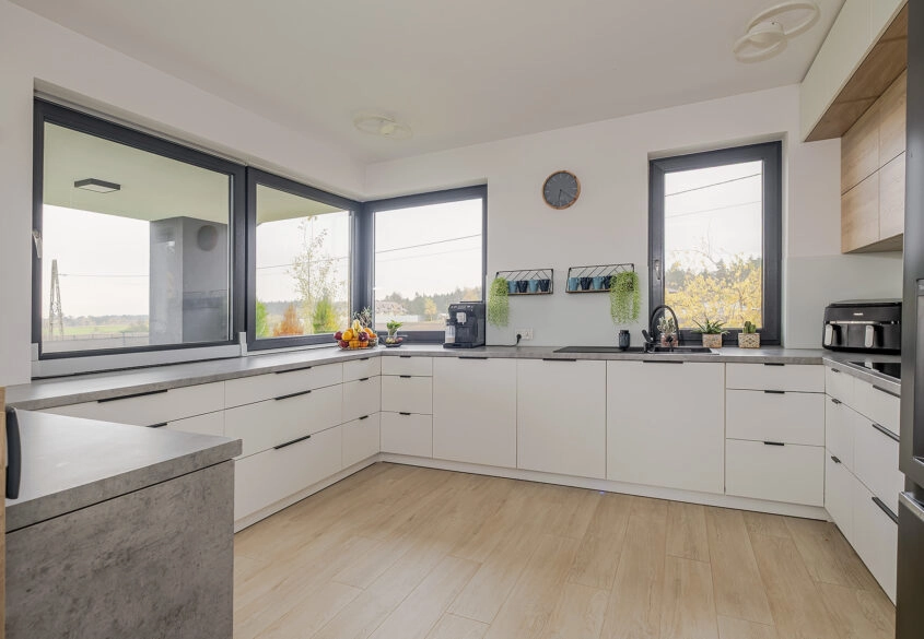 NOWOCZESNY DOM Z POMPĄ CIEPŁA W CHWASZCZYNIE !