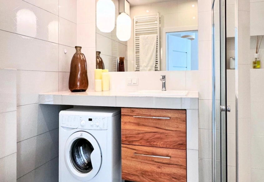 Mieszkanie 2 pok, hala garażowa, ogród 40m2