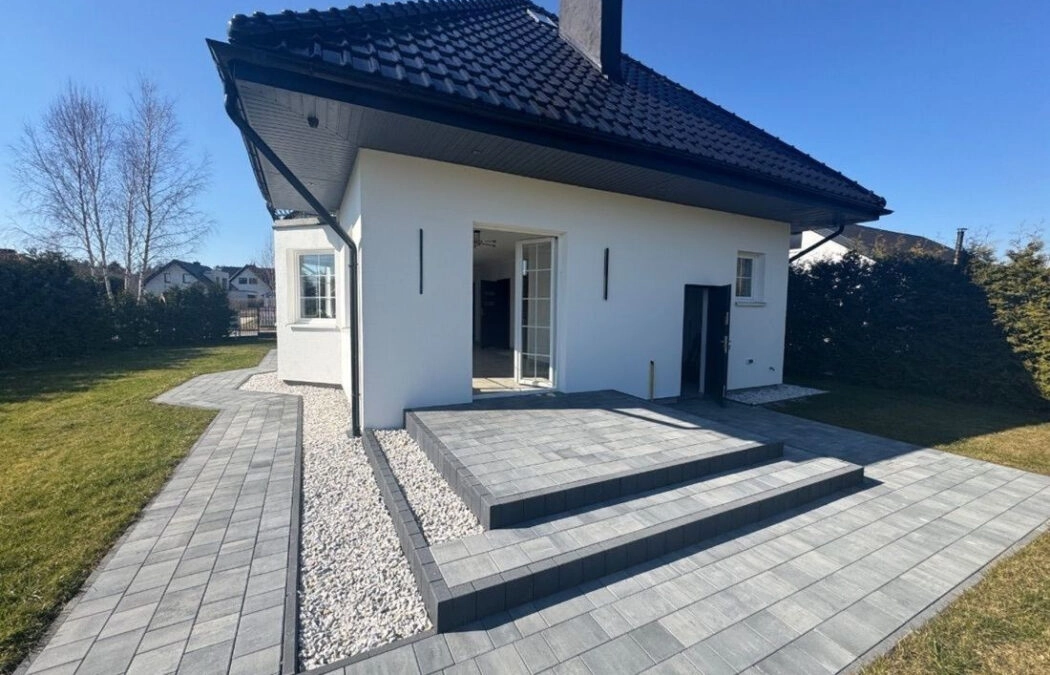 Ładny dom z dużym ogrodem, cisza i spokój