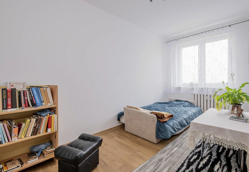 5 pokoi, loggia, piwnica, ostatnie piętro, widoki!