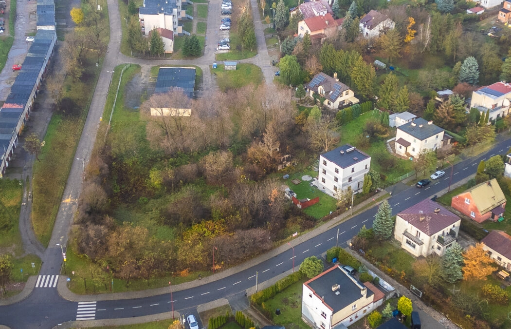 Działka 2706 m2 pod budowę domu lub na inwestycję