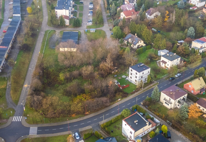 Działka 2706 m2 pod budowę domu lub na inwestycję