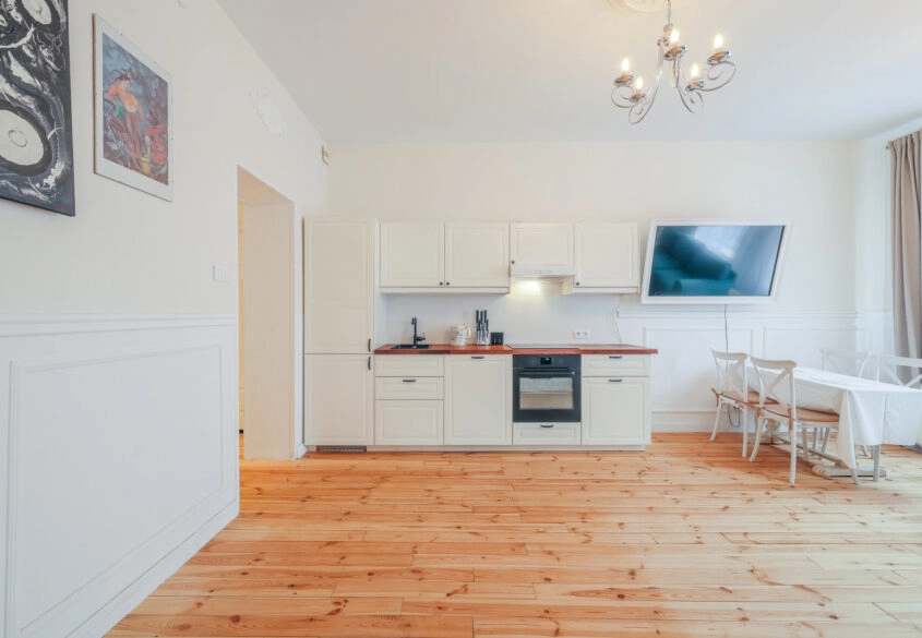 Klimatyczne mieszkanie w kamienicy od zaraz