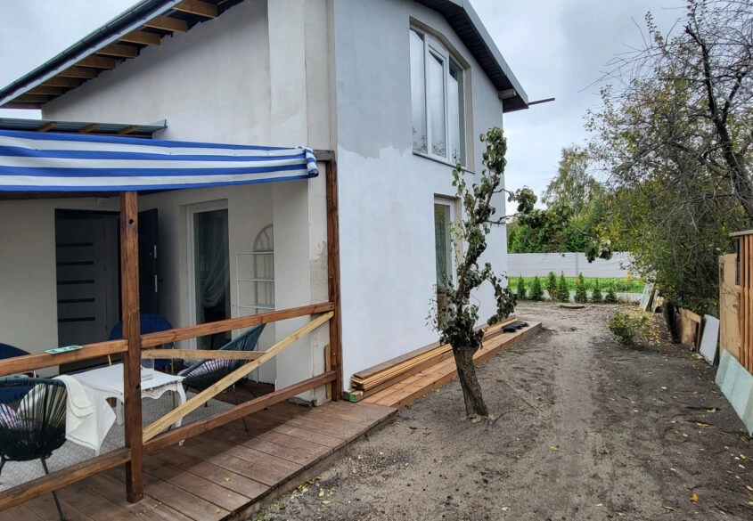 Działka ROD z nowym domem całorocznym