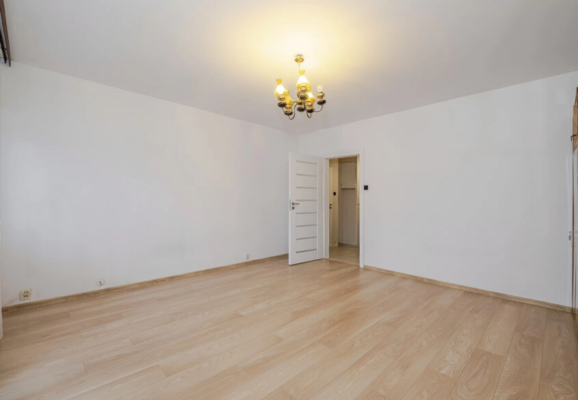 2 POKOJE NA MORENIE/KOMUNIKACJA MIEJSKA/OD ZARAZ