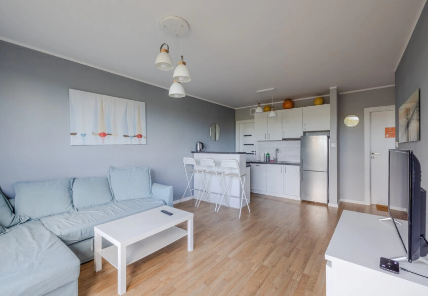 Dwa poziomy/ Balkon/ Ogród/ Miejsce w hali