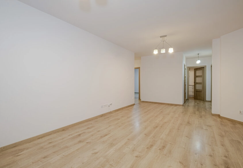 Okazja 4 pokoje, garaż, miejsce w hali i komórka